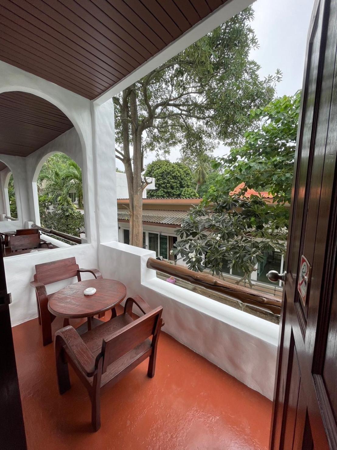 Gee Resort Ko Tao Exterior photo